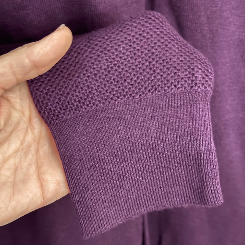 LOFT Deep Purple V-Neck Sweater - Picture 4 of 6